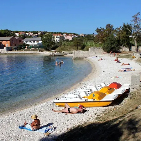 Apartment With A Parking Space - 7340 Pula